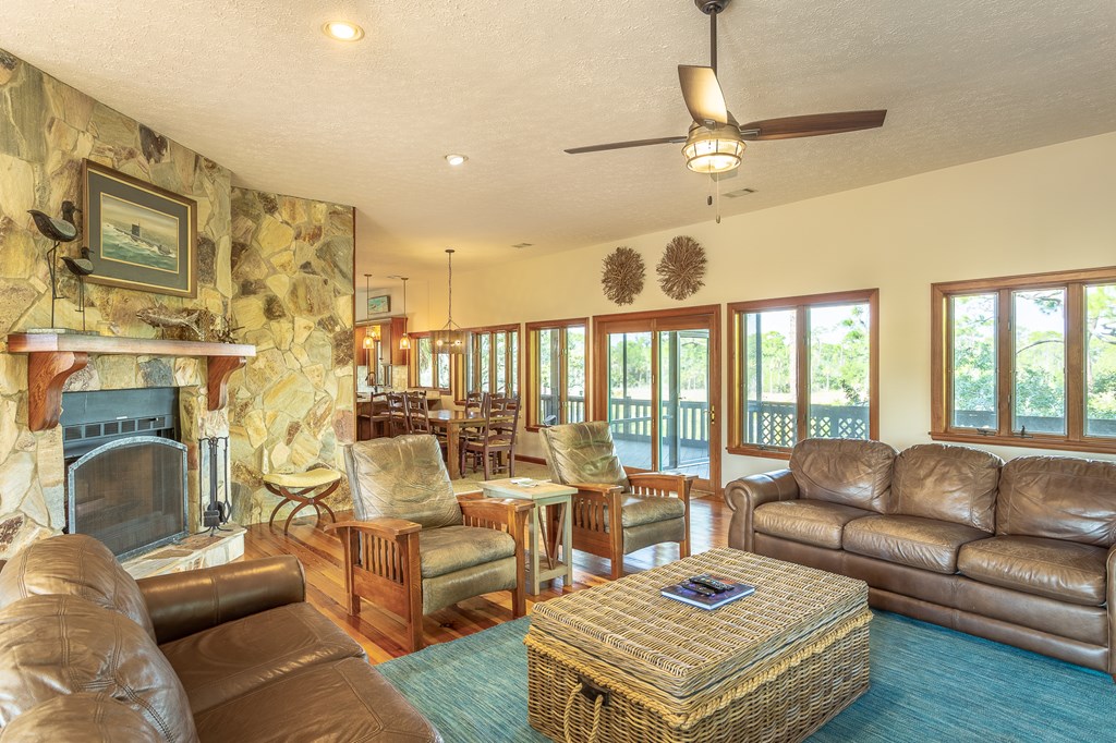 St. George Island, Florida, 32328, United States, 3 Bedrooms Bedrooms, ,2 BathroomsBathrooms,Residential,Active,2007592