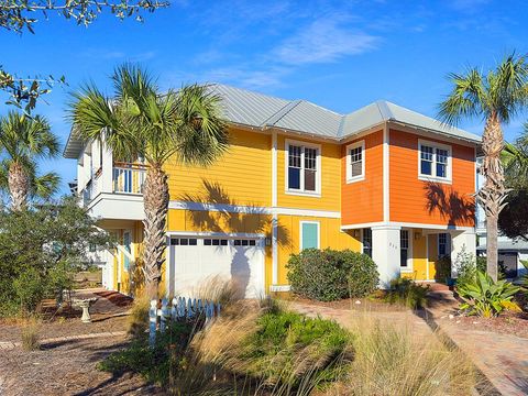 Photo of 211 Pinnacle Dr, Port Saint Joe, FL 32456 (MLS # 324748)