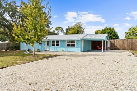 Photo of 317 Canal St, Port Saint Joe, FL 32456 (MLS # 324486)