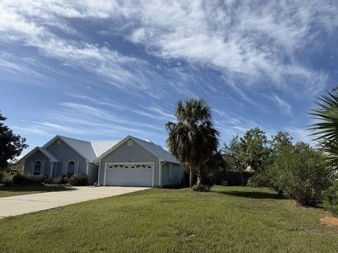 Photo of 706 Nautilus Dr, Port Saint Joe, FL 32456 (MLS # 324223)