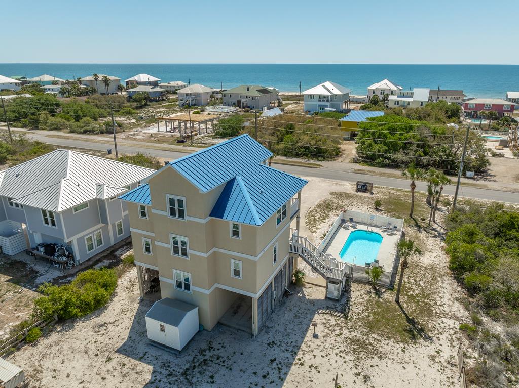 St. George Island, Florida, 32328, United States, 5 Bedrooms Bedrooms, ,4 BathroomsBathrooms,Residential,Active,1791424