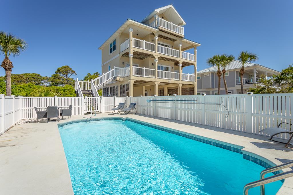 St. George Island, Florida, 32328, United States, 5 Bedrooms Bedrooms, ,4 BathroomsBathrooms,Residential,Active,1791424