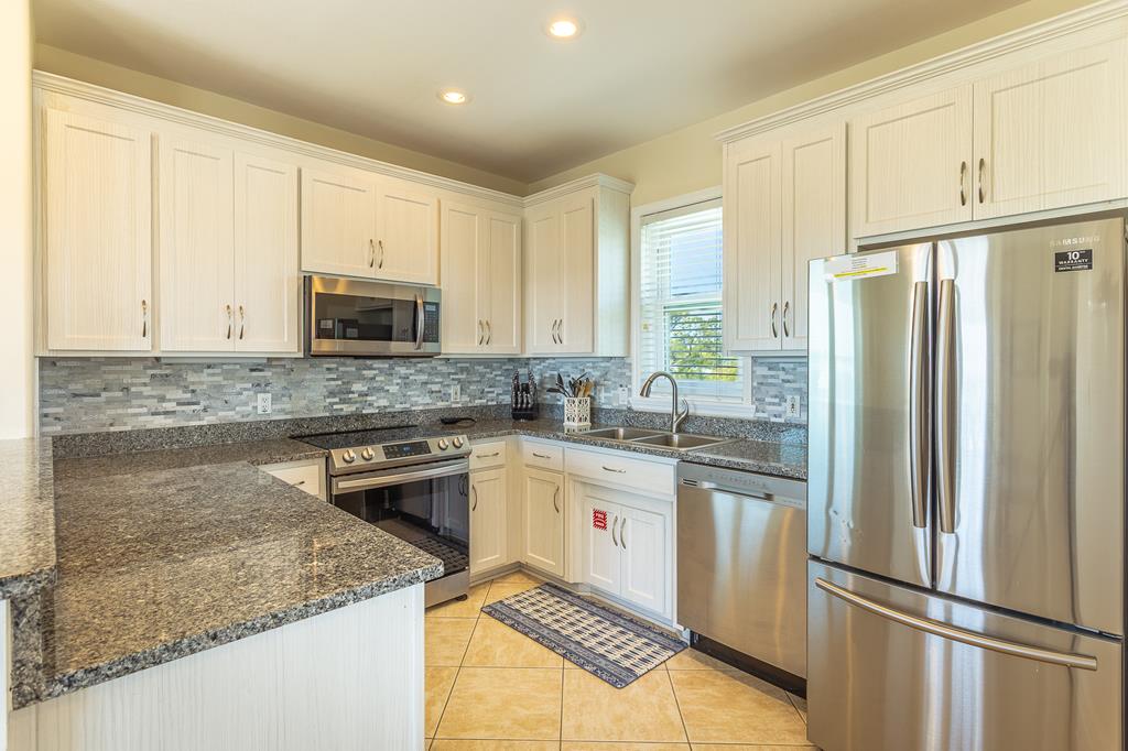 St. George Island, Florida, 32328, United States, 5 Bedrooms Bedrooms, ,4 BathroomsBathrooms,Residential,Active,1791424