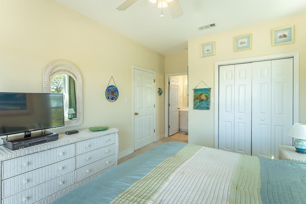 St. George Island, Florida, 32328, United States, 5 Bedrooms Bedrooms, ,4 BathroomsBathrooms,Residential,Active,1791424