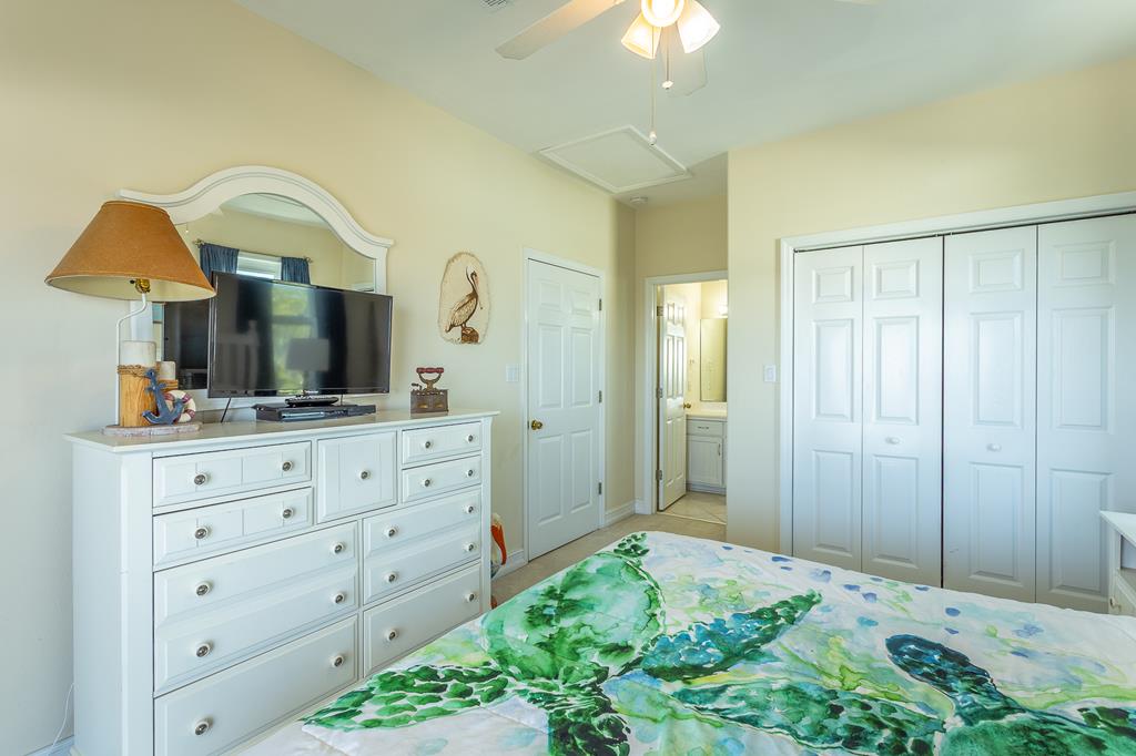 St. George Island, Florida, 32328, United States, 5 Bedrooms Bedrooms, ,4 BathroomsBathrooms,Residential,Active,1791424