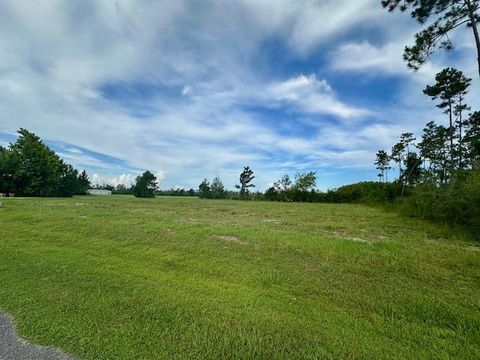 Photo of 213 Edge Hill Rd, Wewahitchka, FL 32465 (MLS # 325054)