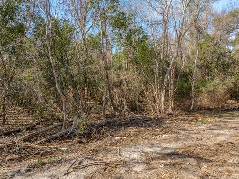 Photo of 226 23rd Ave, Apalachicola, FL 32320 (MLS # 326492)