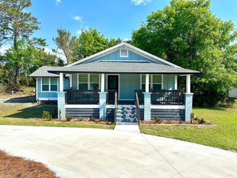 Photo of 304 Hwy 98, Carrabelle, FL 32322 (MLS # 327753)