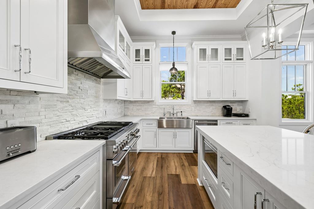 Exceptional custom beach home ready to make idyllic family memories! T – image 13