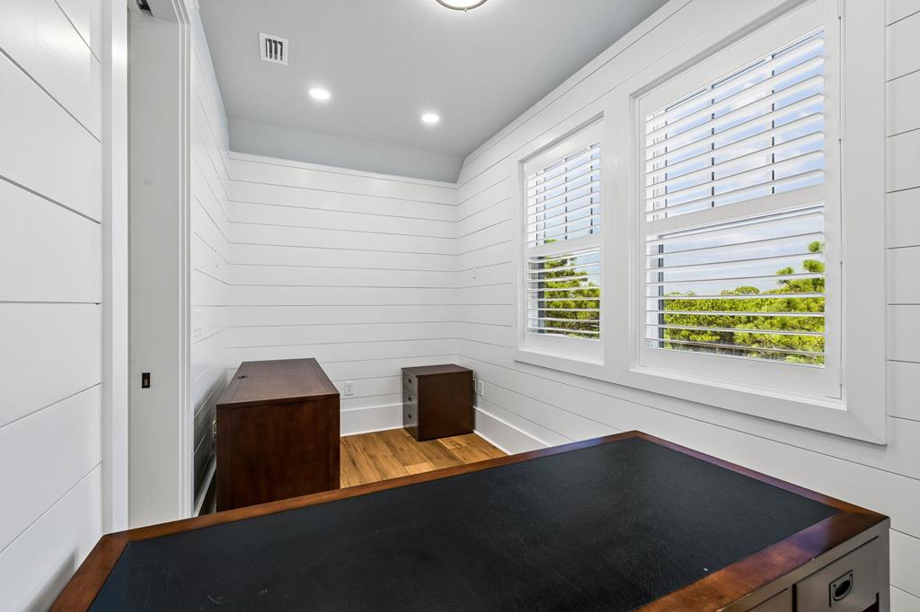 Exceptional custom beach home ready to make idyllic family memories! T – image 36