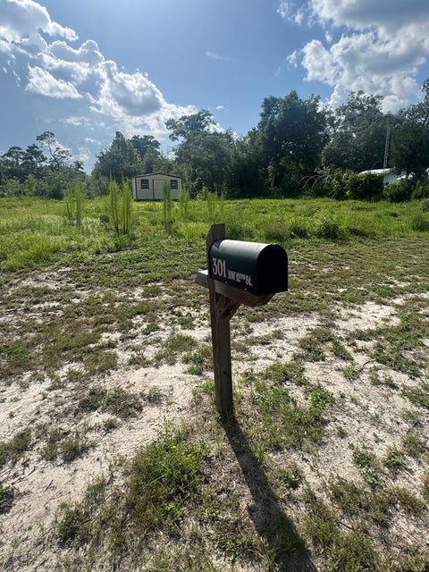 Photo of 303 NW 12th St, Carrabelle, FL 32322 (MLS # 328977)