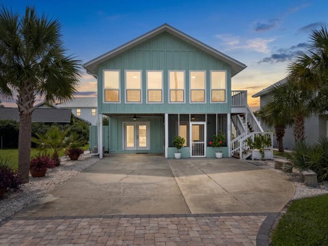 Photo of 216 Gulf Aire Dr, Port Saint Joe, FL 32456 (MLS # 329438)