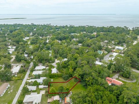 Photo of 225 A Ave G, Apalachicola, FL 32320 (MLS # 322543)