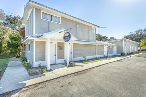 Photo of 1001 Hwy 98 E, Carrabelle, FL 32322 (MLS # 325048)