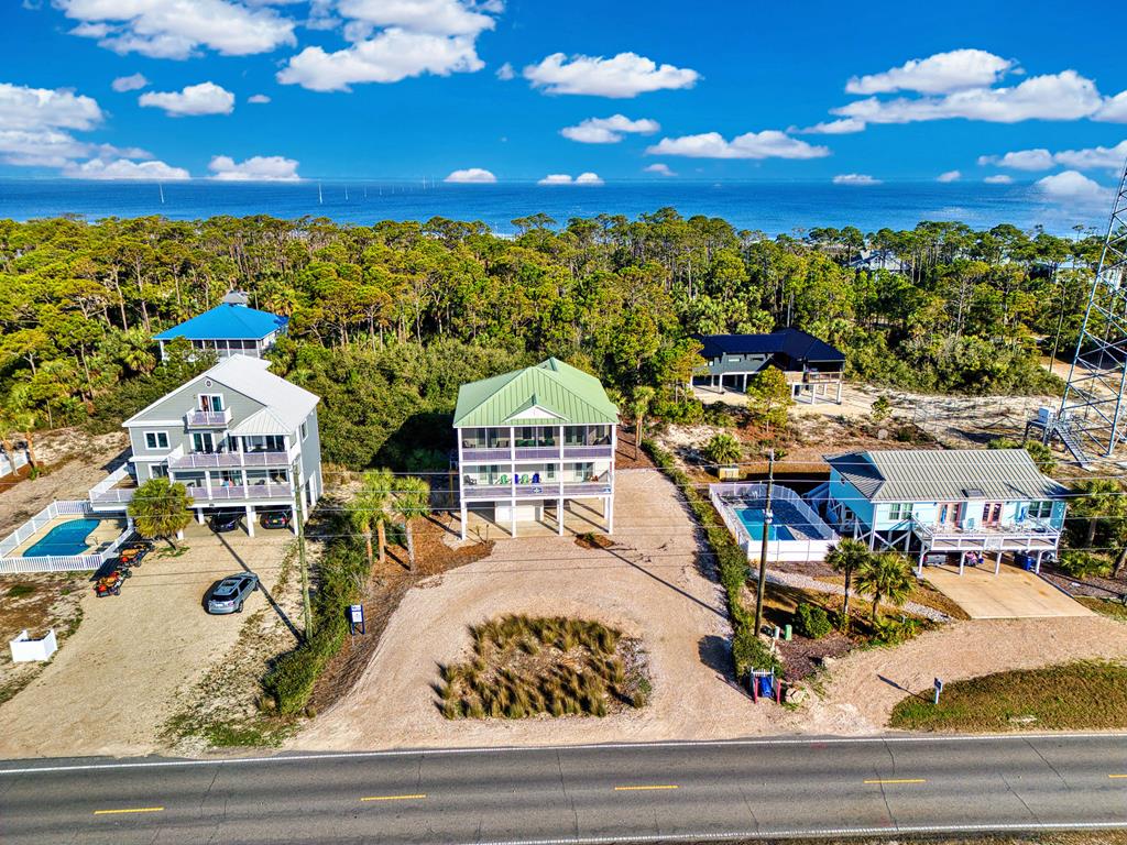 St. George Island, Florida, 32328, United States, 4 Bedrooms Bedrooms, ,5 BathroomsBathrooms,Residential,Active,1761692