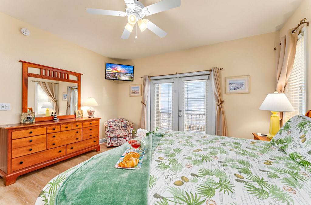 St. George Island, Florida, 32328, United States, 4 Bedrooms Bedrooms, ,5 BathroomsBathrooms,Residential,Active,1761692