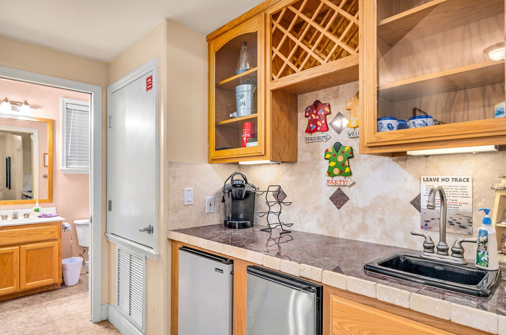 St. George Island, Florida, 32328, United States, 4 Bedrooms Bedrooms, ,5 BathroomsBathrooms,Residential,Active,1761692