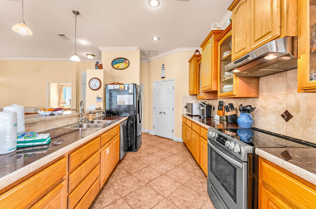 St. George Island, Florida, 32328, United States, 4 Bedrooms Bedrooms, ,5 BathroomsBathrooms,Residential,Active,1761692