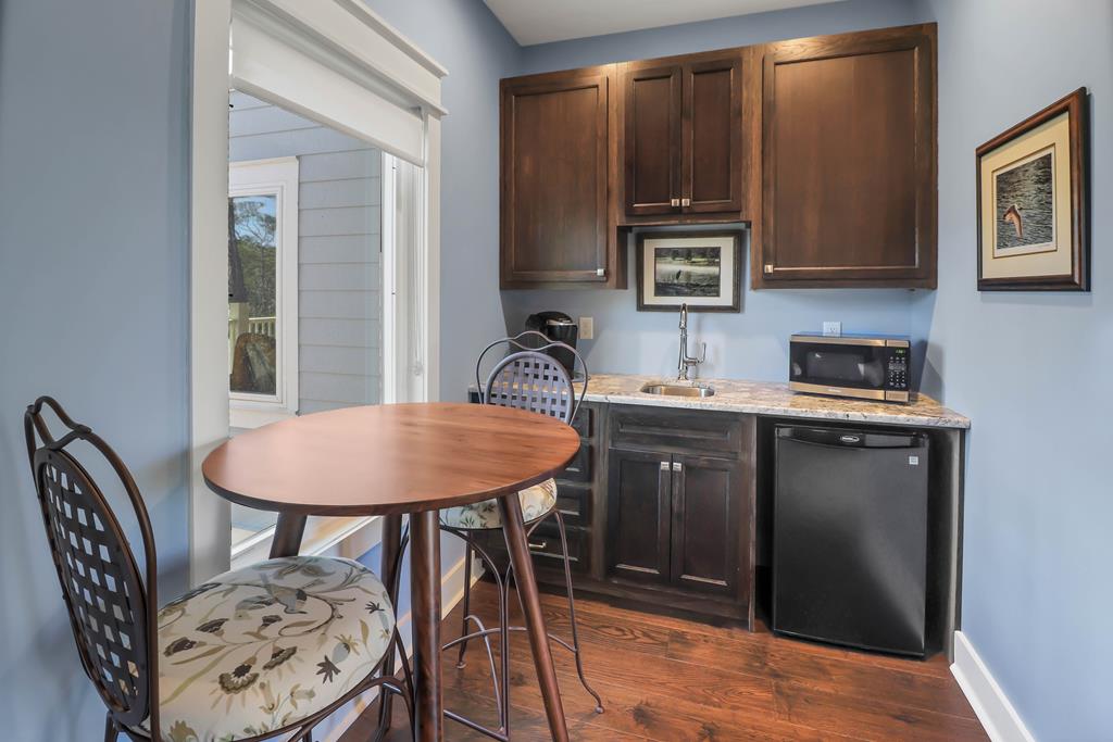 NEW and MOTIVATED seller! 2019 custom-built home on a rare one acre ho – image 38