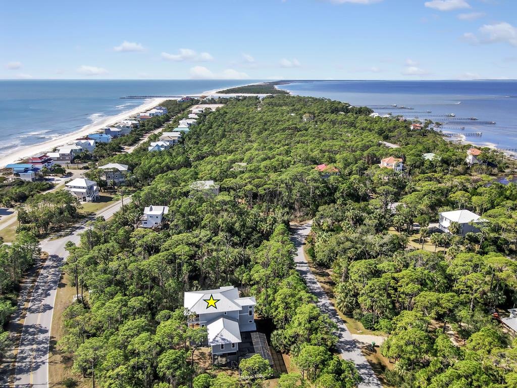 NEW and MOTIVATED seller! 2019 custom-built home on a rare one acre ho – image 58