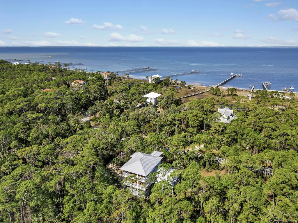 NEW and MOTIVATED seller! 2019 custom-built home on a rare one acre ho – image 55