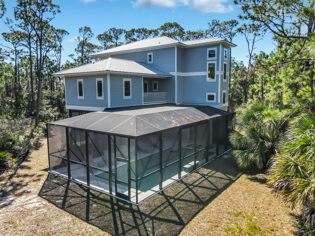 NEW and MOTIVATED seller! 2019 custom-built home on a rare one acre ho – image 10