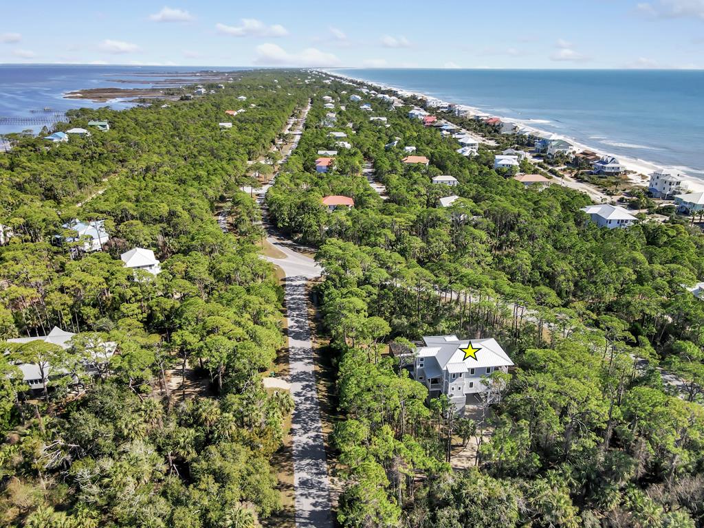 NEW and MOTIVATED seller! 2019 custom-built home on a rare one acre ho – image 57