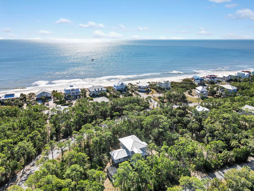 NEW and MOTIVATED seller! 2019 custom-built home on a rare one acre ho – image 66