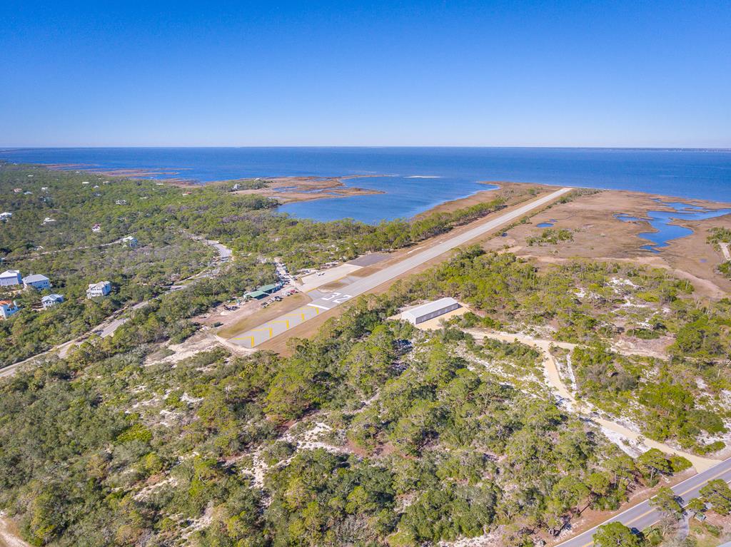 NEW and MOTIVATED seller! 2019 custom-built home on a rare one acre ho – image 64
