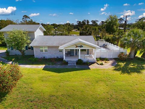 Photo of 1321 McClelland Ave, Port Saint Joe, FL 32456 (MLS # 321464)