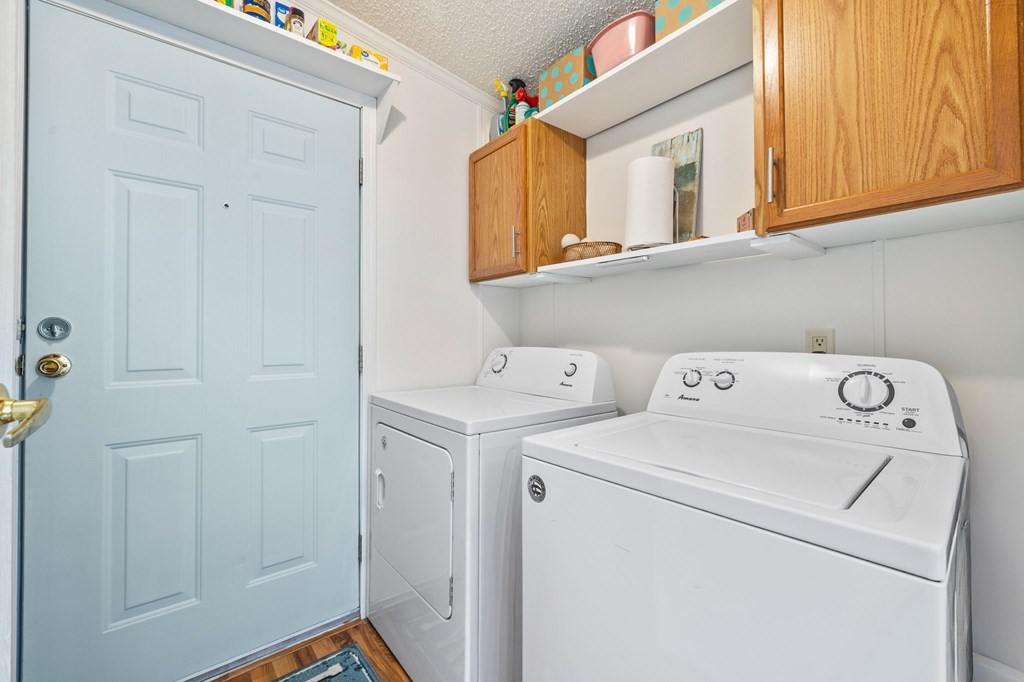 Eastpoint, Florida 32328, United States, 3 Bedrooms Bedrooms, ,2 BathroomsBathrooms,Residential,Active,2045