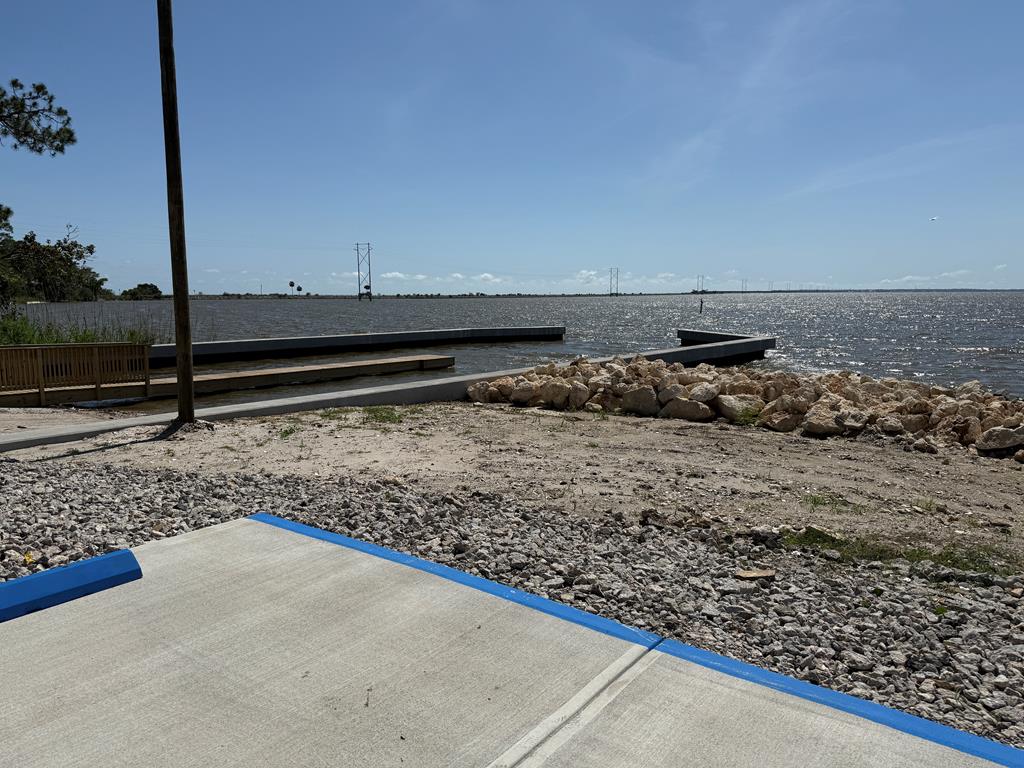 Eastpoint, Florida 32328, United States, 3 Bedrooms Bedrooms, ,2 BathroomsBathrooms,Residential,Active,2045