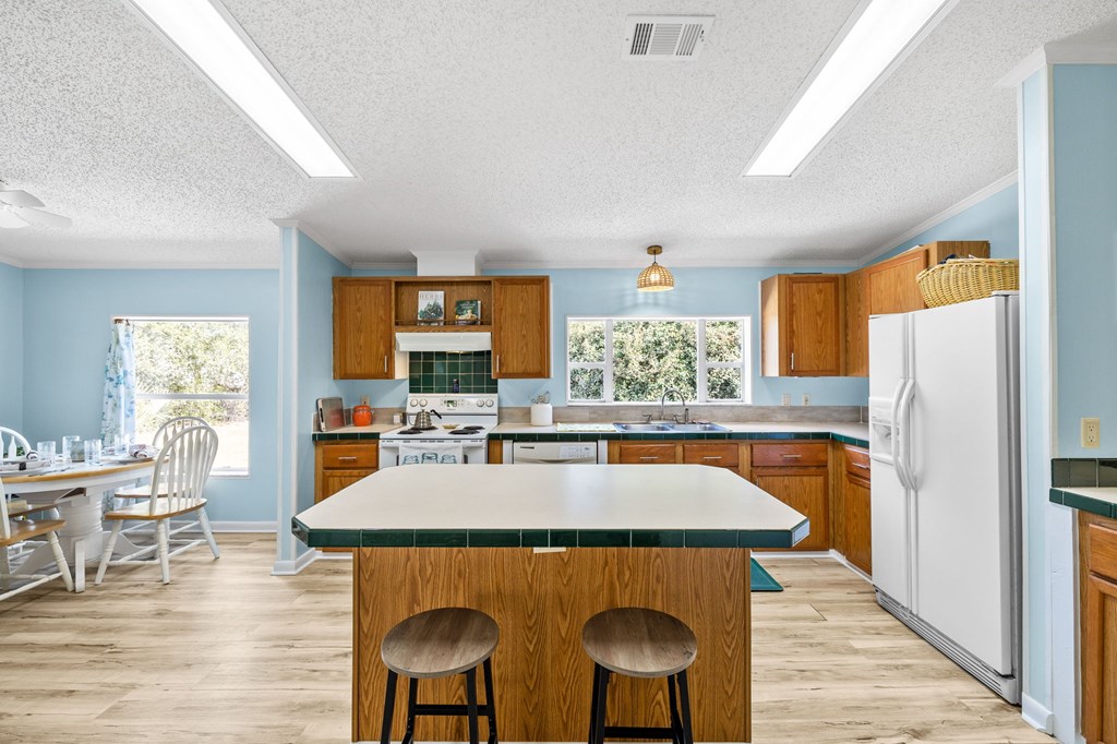 Eastpoint, Florida 32328, United States, 3 Bedrooms Bedrooms, ,2 BathroomsBathrooms,Residential,Active,2045