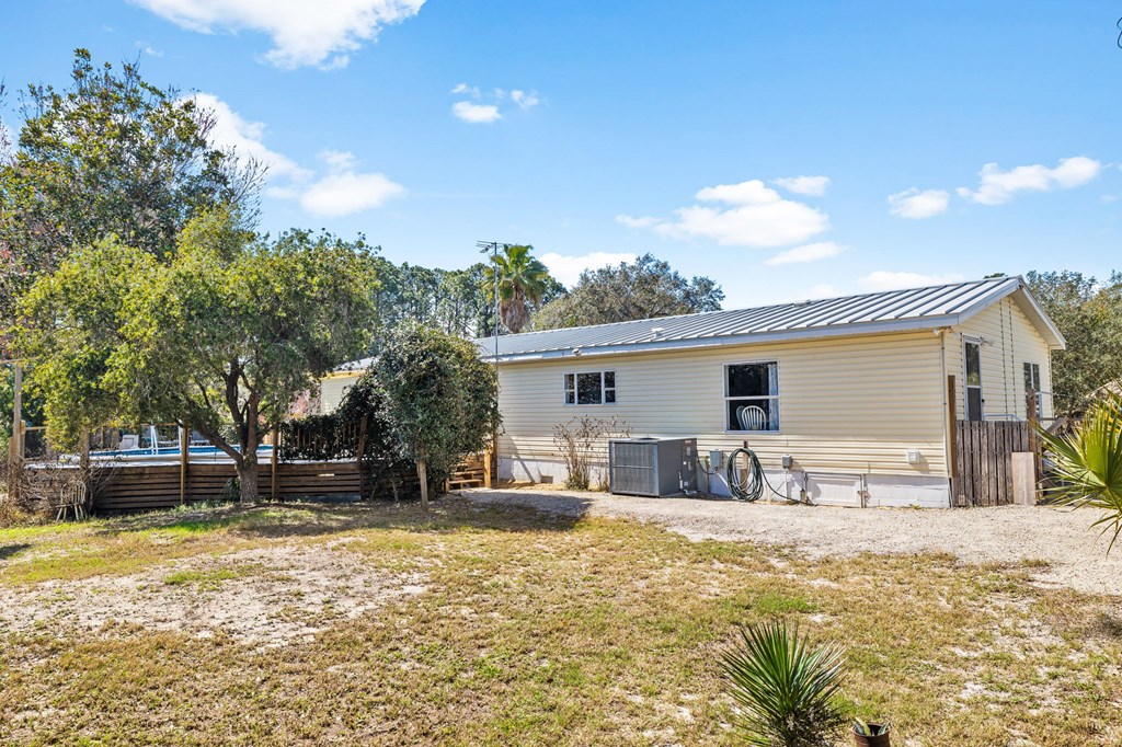 Eastpoint, Florida 32328, United States, 3 Bedrooms Bedrooms, ,2 BathroomsBathrooms,Residential,Active,2045