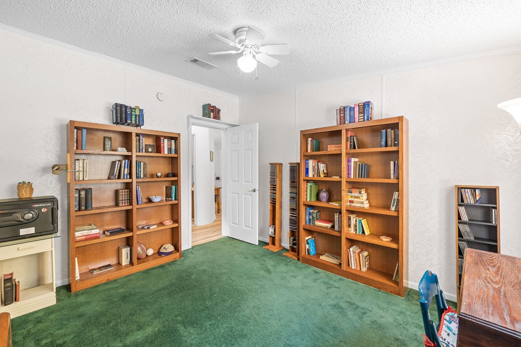 Eastpoint, Florida 32328, United States, 3 Bedrooms Bedrooms, ,2 BathroomsBathrooms,Residential,Active,2045