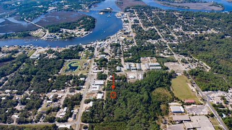 Photo of Lot 17 SE 7th St, Carrabelle, FL 32322 (MLS # 324524)