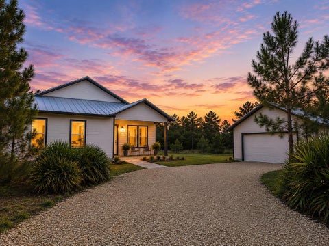 Photo of 383 Gramercy Plantation Blvd, Eastpoint, FL 32328 (MLS # 321885)