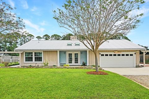Photo of 103 Mimosa Ave, Port Saint Joe, FL 32456 (MLS # 324514)