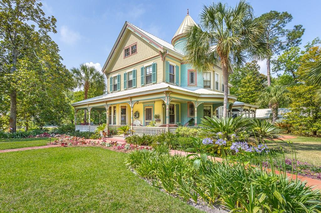 

                                                                             Apalachicola                                

                                    , FL - $1,650,000