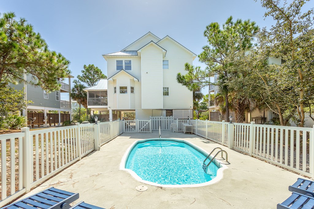 St. George Island, Florida, 32328, United States, 4 Bedrooms Bedrooms, ,4 BathroomsBathrooms,Residential,Active,1960088
