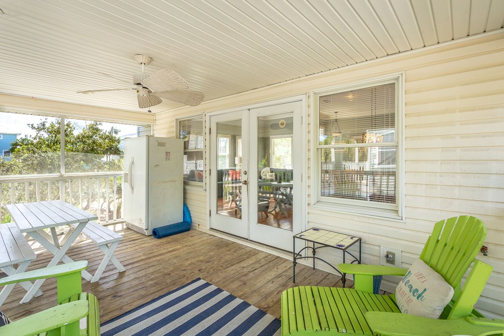 St. George Island, Florida, 32328, United States, 4 Bedrooms Bedrooms, ,4 BathroomsBathrooms,Residential,Active,1960088