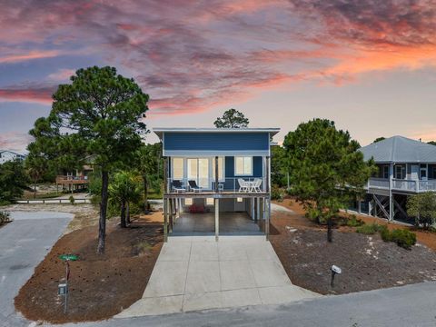 Photo of 193 Polaris Dr, Port Saint Joe, FL 32456 (MLS # 321845)