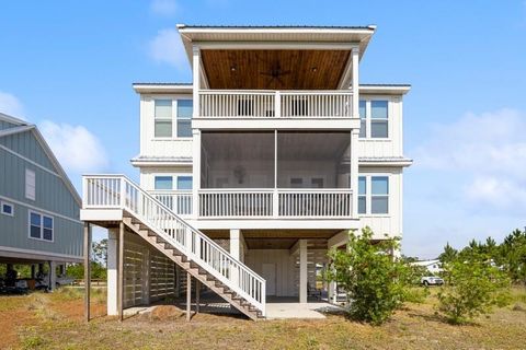 Photo of 2629 Sr 30-A, Port Saint Joe, FL 32456 (MLS # 322225)
