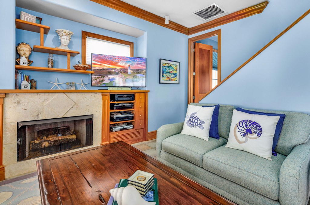 1536 Seaside Dr, St. George Island, FL, 32328, US, 6 Bedrooms Bedrooms, ,5 BathroomsBathrooms,Residential,Active,1536 Seaside Dr,1667392