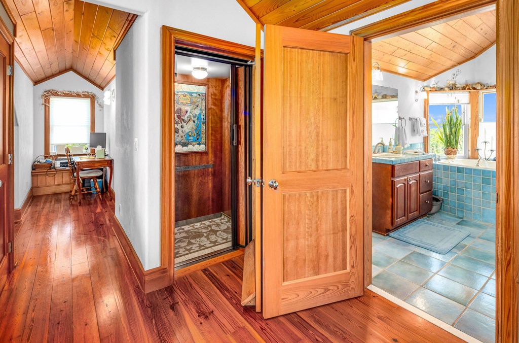 1536 Seaside Dr, St. George Island, FL, 32328, US, 6 Bedrooms Bedrooms, ,5 BathroomsBathrooms,Residential,Active,1536 Seaside Dr,1667392