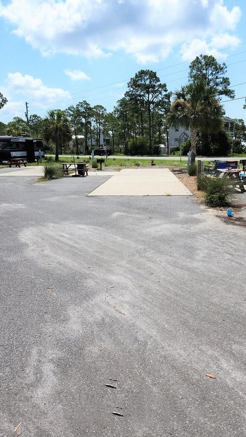 Photo of 112 Haven Ct, Carrabelle, FL 32322 (MLS # 326292)