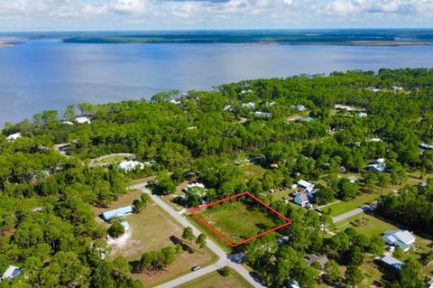 Photo of 259 Carroll St, Eastpoint, FL 32328 (MLS # 323890)