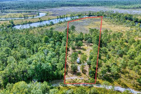 Photo of 2039 River Bend Plantation Rd #13, Carrabelle, FL 32322 (MLS # 328997)