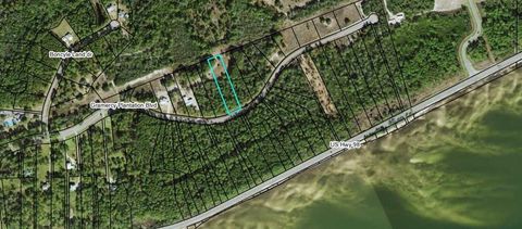 Photo of 315 Gramercy Plantation Blvd, Eastpoint, FL 32328 (MLS # 327802)