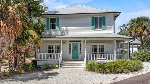 Photo of 20 4th St, Apalachicola, FL 32320 (MLS # 324168)